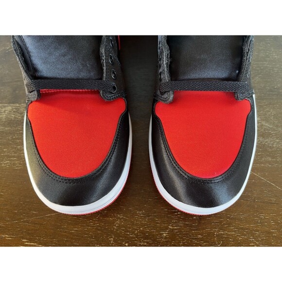 Nike Air Jordan 1 Retro High OG "Satin Bred" Women's Size 12 (10.5M) FD4810-061 - Picture 7 of 10